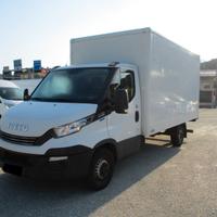 Iveco daily 35s16 furgone con sponda caricatrice