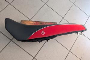 Sella confort Tenere 700 serbatoio Acerbis, Dongle