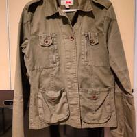 Giacca donna verde militare con tasche e bottoni