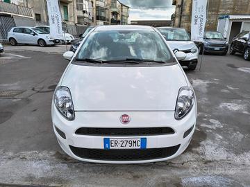 FIAT PUNTO UNICOPROPRIETARIO 1.4 BENZINA ANNO 2013