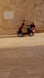 Motorino elettrico per anziani funzionante