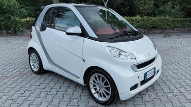 Smart ForTwo 800 40 kW coupé passion cdi