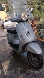 Piaggio vespa 125 LX