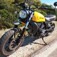 Ducati Scrambler Sixty2