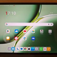 OnePlus Pad 2 tablet con tastiera e caricabatterie