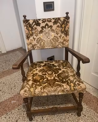 sedia/poltrona in legno