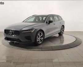 VOLVO V60 B4 Mild Hybrid (D) Automatico Plus Dark 