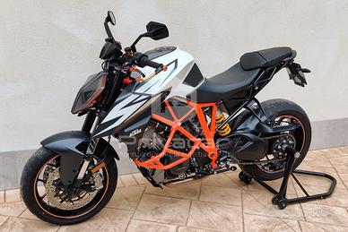 KTM 1290 Super Duke R MY18 (2017-2018)