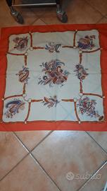 foulard gucci