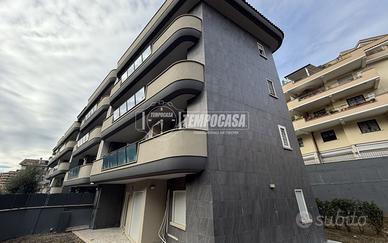 TRILOCALE DI NUOVA COSTRUZIONE CON 290 MQ DI GIARD