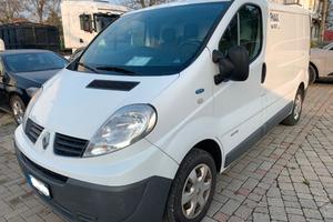 Renault Trafic 2.0 Frigo Con Motore Nuovo