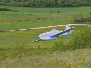 aeromodello Yakovlev Yak-15 MINIPLUMES 120cm