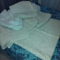 Tenda,tre tappeti,ecc..