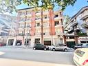 locale-commerciale-alto-piu-di-4-metri