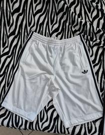 pantaloni e pantaloncini Adidas sportivi