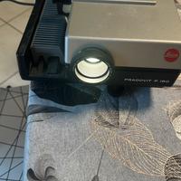 Proietore LEICA