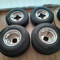 gomme quad maxxis