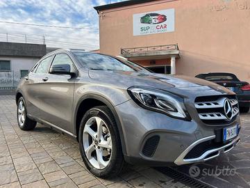 MERCEDES-BENZ GLA 200 d Automatic 4Matic Executi