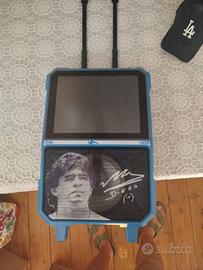canta tu modello Maradona 
