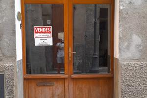 Locale ad uso commerciale/magazzino/laboratorio/uf