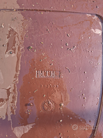 Roll tank fiamma acque nere