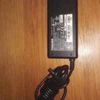 Alimentatore Toshiba mod. PA3378E-1ACA