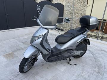 Beverly 250 carburatore anno 2004