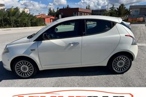 Lancia Ypsilon 0.9 TwinAir 85 CV 5 porte S&S Plati