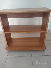 PORTA TV IN LEGNO CON RUOTE