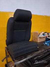 Sedile girevole motorizzato per disabili