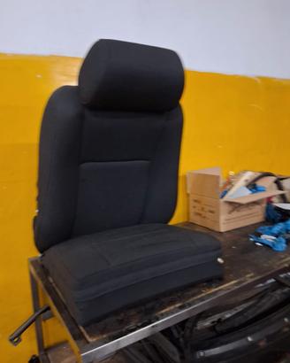 Sedile girevole motorizzato per disabili