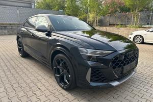 Audi Q8 RS TFSI V8 quattro tiptronic Performance 6