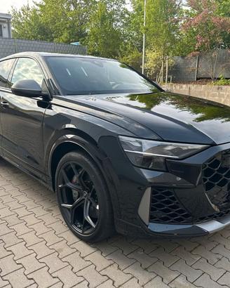 Audi RSQ8 V8 quattro tiptronic Performance 640 CV 