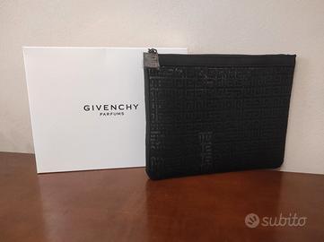 Pochette flat black pouch Givenchy 