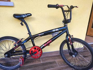  Bicicletta BMX