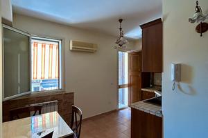 Bilocale con Balcone e Posto Auto