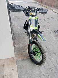 moto cross 125 MMX roochi 