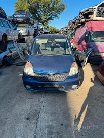 RICAMBI USATI YARIS VERSO 2002 CAMBIO AUTOMATICO