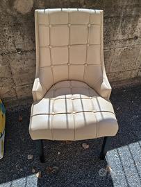 poltroncina vintage in pelle
