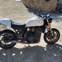 Serbatoio Triumph Thunderbird 900