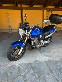 Honda Hornet 900