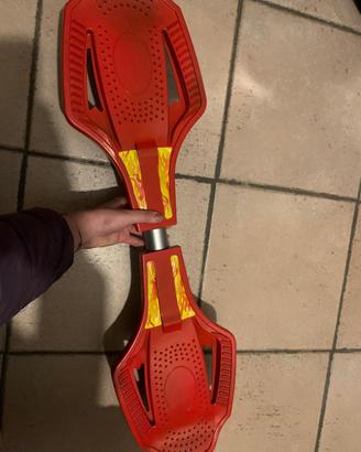 Skateboard Waveboard in ferro