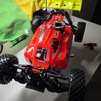 Xray Xb8 2025 Luxurious 1/8 RC