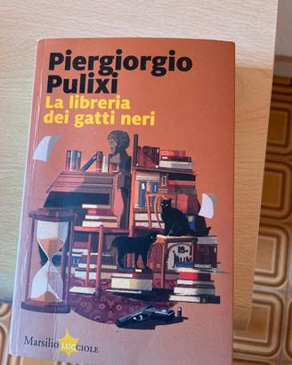 La libreria dei gatti neri