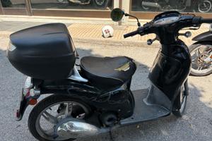Scarabeo 50 2012