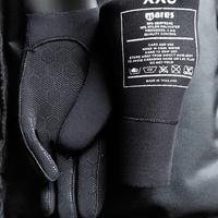 guanti e cappuccio da sub 