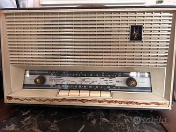 Radio d’epoca Phonola Clipper deluxe