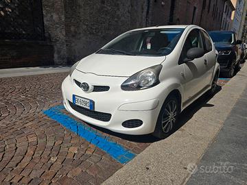 Toyota Aygo 2011 Now Connect 