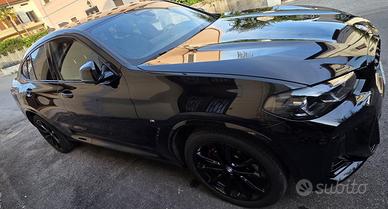 BMW X4 20D Msport