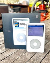 Apple iPod Classic 30GB 5th Gen A1136 Bianco w/box